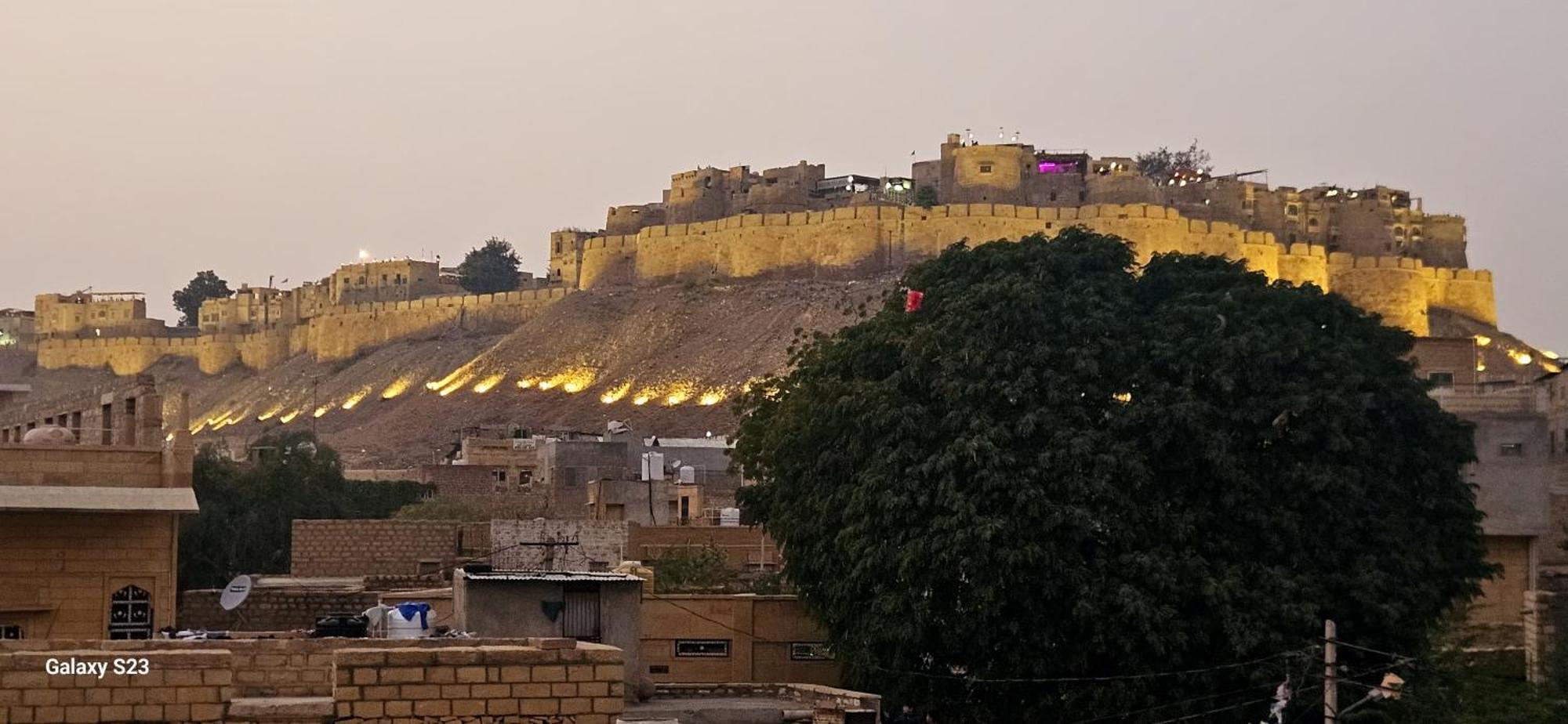 Neem Guest House Jaisalmer Eksteriør billede